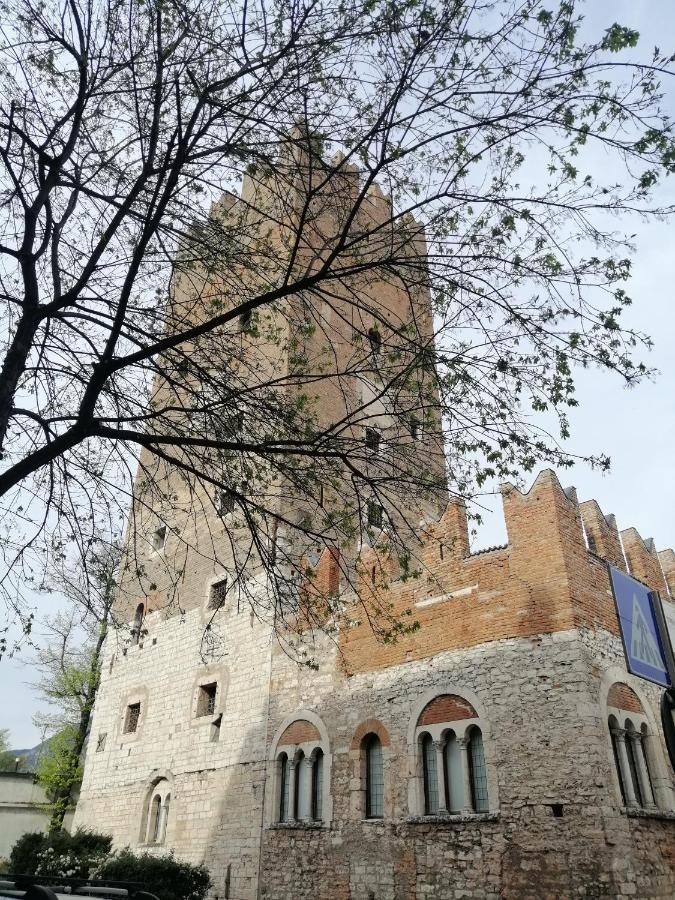 Dante Rooms And Apartment Тренто Екстериор снимка