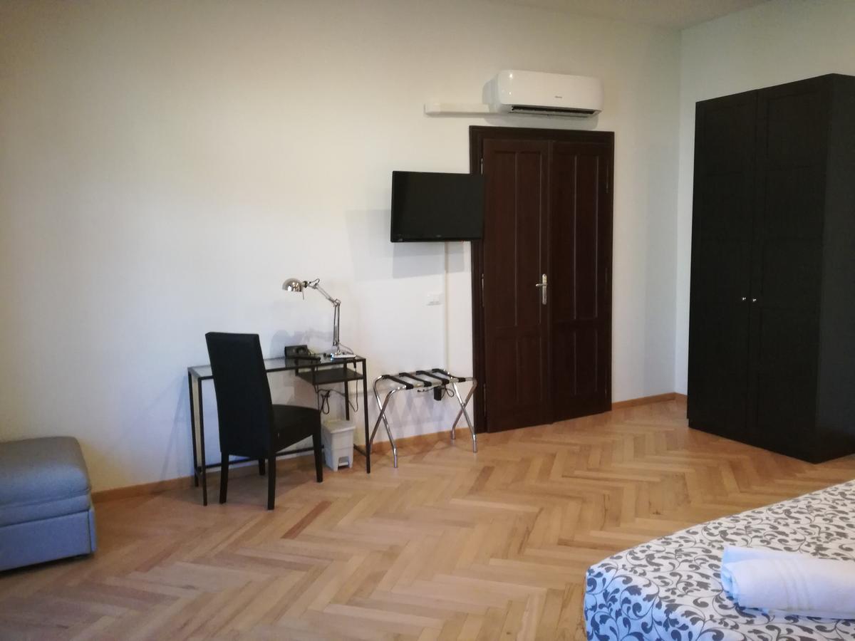 Dante Rooms And Apartment Тренто Екстериор снимка