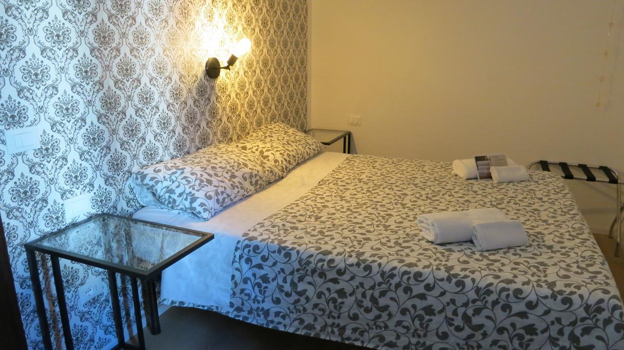 Dante Rooms And Apartment Тренто Екстериор снимка