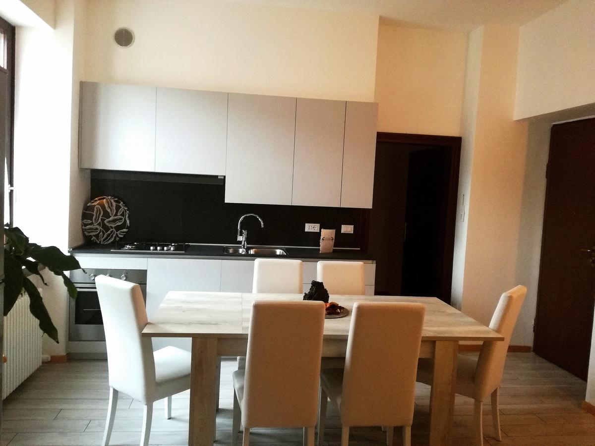 Dante Rooms And Apartment Тренто Екстериор снимка